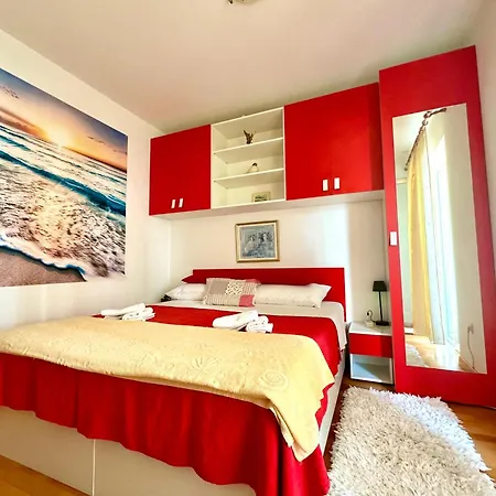 Renovated Center Roberto *