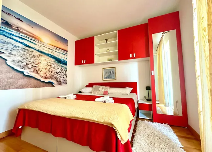 Renovated Center Roberto *